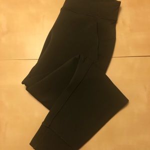 Lululemon Athletics Size 6
